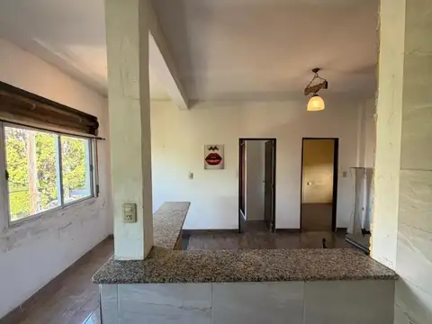 Depto Tipo Casa en Venta en Villa Luzuriaga, USD 77.500