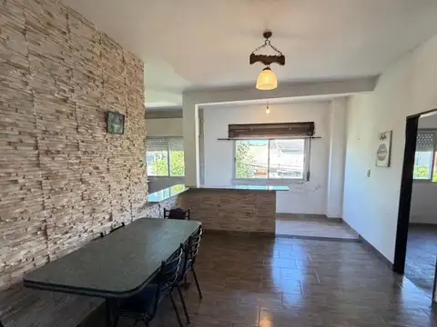 Depto Tipo Casa en Venta de 3 ambientes