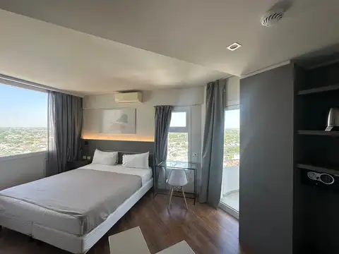 Hotel en Alquiler en Lisandro De La Torre, $ 450.000