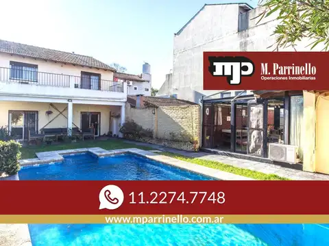 Amplio y hermosa casa de 5 ambientes con quincho y pileta- Apto Crédito 