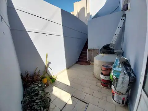 Depto Tipo Casa en Venta de 4 dormitorios