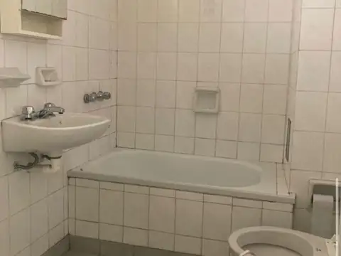Departamento en Alquiler en Abasto, $ 550.000