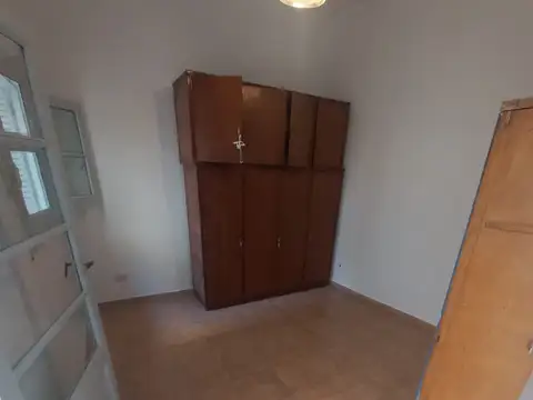 Depto Tipo Casa en Alquiler 60 años
