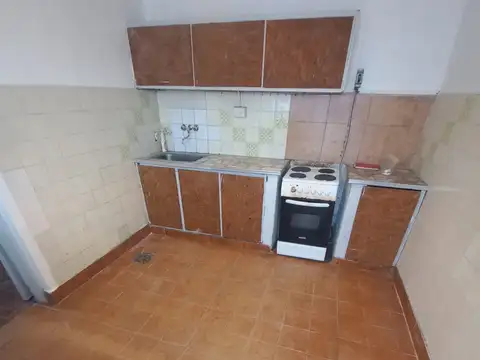 Depto Tipo Casa 3 ambientes con 1 baño