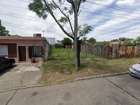 Terreno en Venta de 346 m2 totales. En Centro Campana