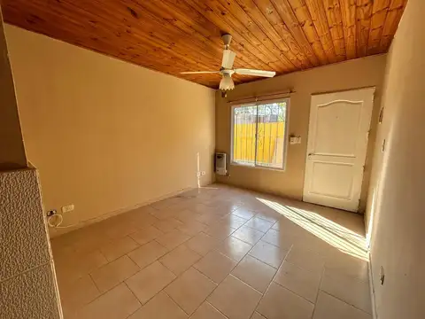 departamento dos ambientes en alquiler Champagnat 343