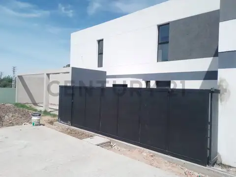 505 entre 139 y 140 Duplex en venta