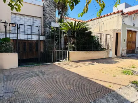 Depto Tipo Casa en Venta de 4 ambientes