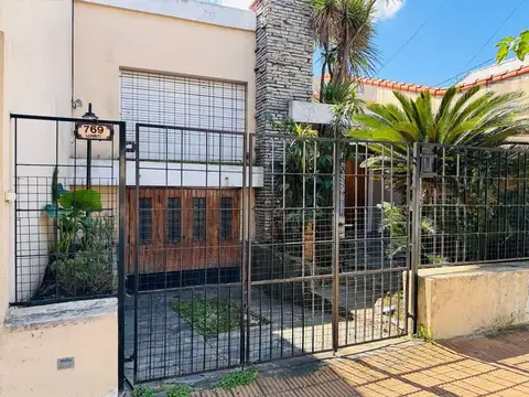 Depto Tipo Casa en Venta de 3 dormitorios