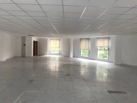 Oficina Monoambiente con 2 baños