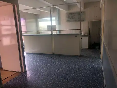 Oficina Monoambiente con 2 baños