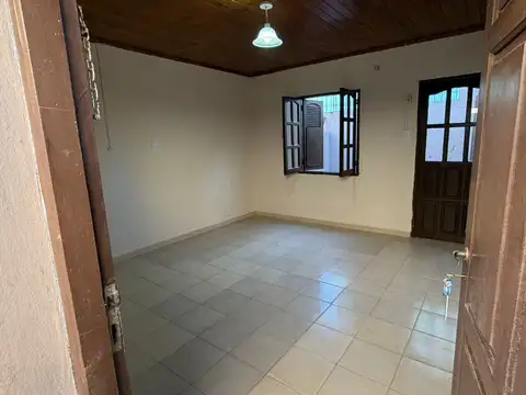 Departamento en Alquiler en Reconquista, $ 400.000