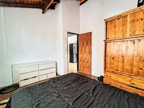 Casa 6 ambientes con 2 baños