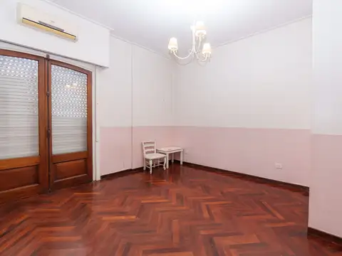 Depto Tipo Casa en Venta de 4 dormitorios