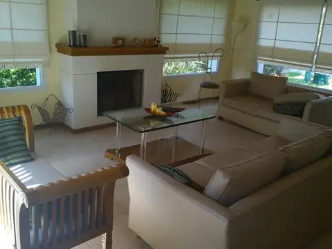 Casa en Venta en Los Cardales, USD 290.000