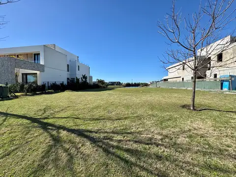 Terreno en Venta de 909,0 m2