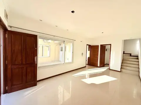 departamento 3 ambientes planta baja en venta en lujan centro con cochera