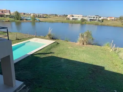 Casa en Venta en El Cantón - Norte, USD 320.000