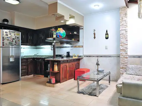 Depto Tipo Casa en Venta 21 años