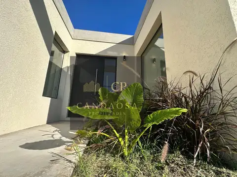 sg Casa Venta a estrenar Santa Emilia Pilar del Este