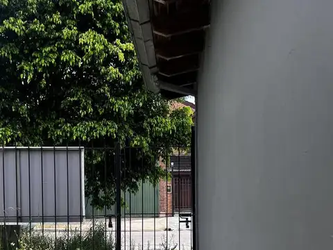 Casa en Venta en Temperley, USD 70.000