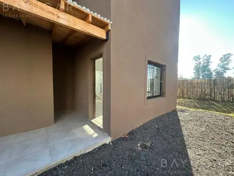 Casa 3 ambientes con 1 baño