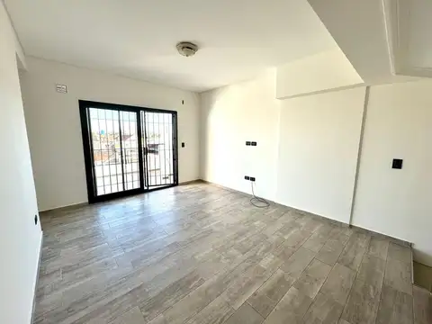Depto Tipo Casa en Venta de 1 dormitorio