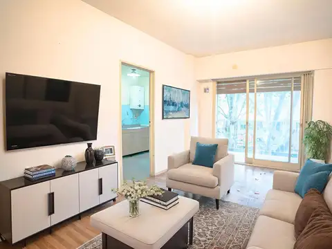 Departamento en Almagro - 2 ambientes frente con balcon