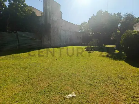 Terreno en Venta en Isidro Casanova, USD 70.000
