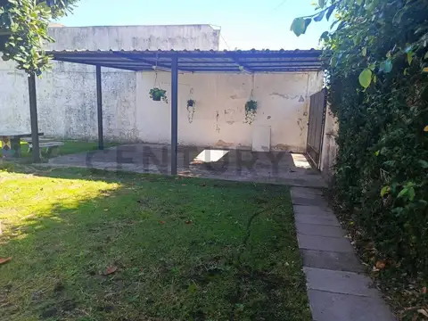LOTE DE 10 X 39 EN ISIDRO CASANOVA.