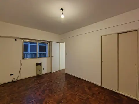 Departamento en Alquiler en Villa del Parque, $ 450.000