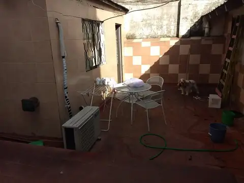 Depto Tipo Casa en Venta 70 años