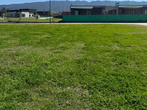 TERRENO CENTRAL EN VENTA VIENTO SUR