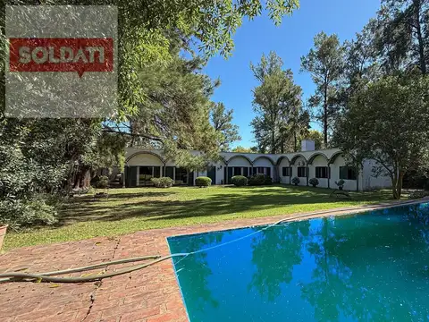 Casa en Venta en Baires, USD 230.000