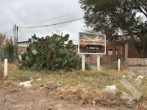 Casa en Venta en Plottier, USD 87.000