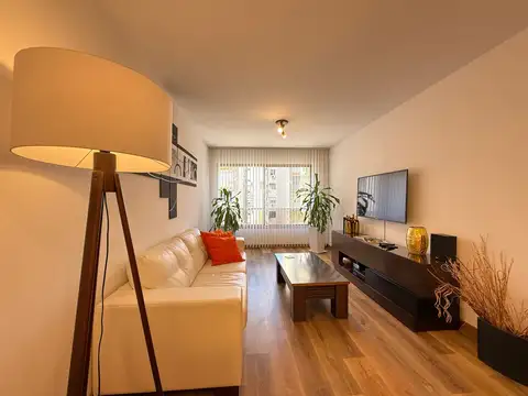 VENTA APTO 3 DORMITORIOS POCITOS  3 BAÑOS GGE FIJO