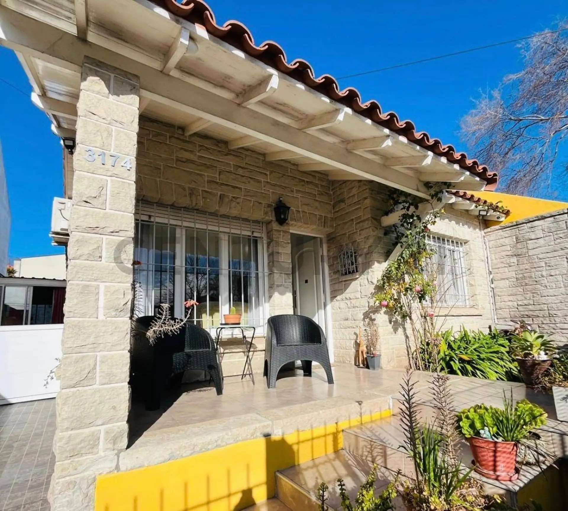Venta Casa 3 ambientes en Barrio Los Troncos