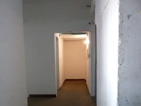 Avenida Hipólito Yrigoyen 3100