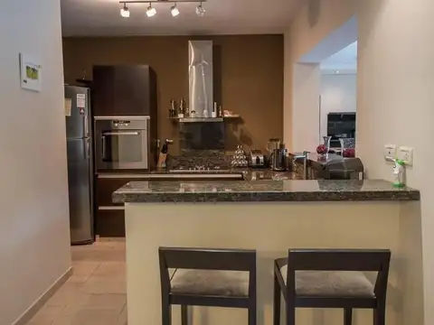 Casa De 6 Amb Con Pileta Climatizada Pinamar