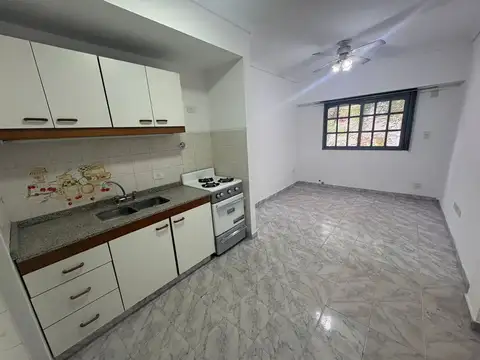 SE VENDE DEPTO 2 AMB. EXCELENTE ESTADO - CASEROS