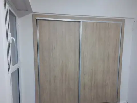 TARIFEÑO INMOBILIARIA VENDE DPTO 2 D- COCHERA AVDA SAN JUAN 100