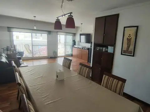 Departamento 4 ambientes con 3 baños
