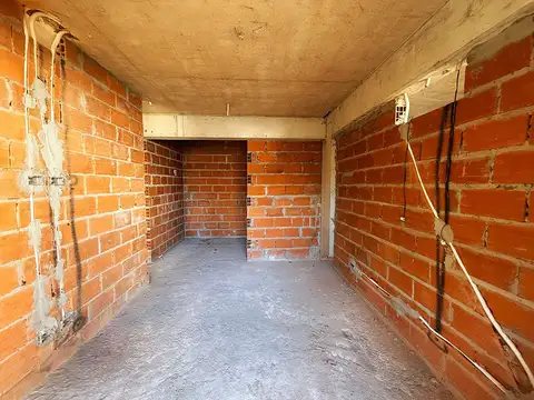 MONOAMBIENTE EN VENTA BALCON  FRENTE FLORES