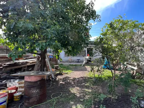 Casa 3 ambientes con 1 baño