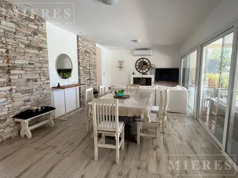 Casa en Alquiler en El Cantón - Barrio Islas, USD 5.000