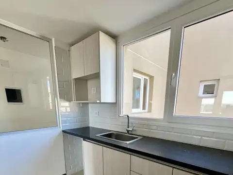 Departamento en Venta en Plaza Mitre, USD 225.000