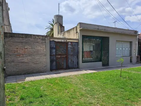 VENTA LOTE DE 320 Mts totales  – LANÚS ESTE