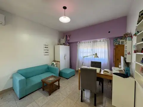 Local en Venta 51 años