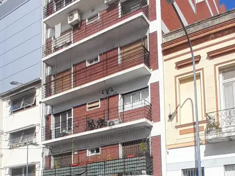 3 AMBIENTES EN VENTA ALMAGRO EN PLANTA BAJA CON PATIO