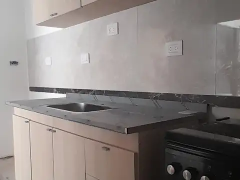 3 AMBIENTES EN VENTA ALMAGRO EN PLANTA BAJA CON PATIO